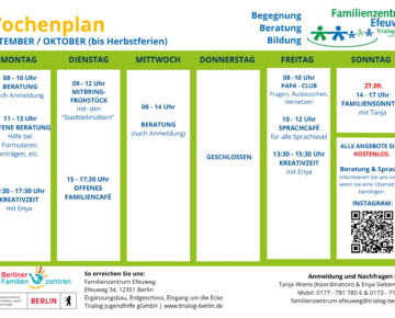 Wochenplan des Familienzentrums Efeuweg mit einer Auflistung der Aktivitäten nach Tag und Uhrzeit, darunter Beratungen, offenes Frühstück, Familiencafé, Kreativzeit und weitere Veranstaltungen. Öffnungszeiten, Kontaktdaten und ein QR-Code sind enthalten.